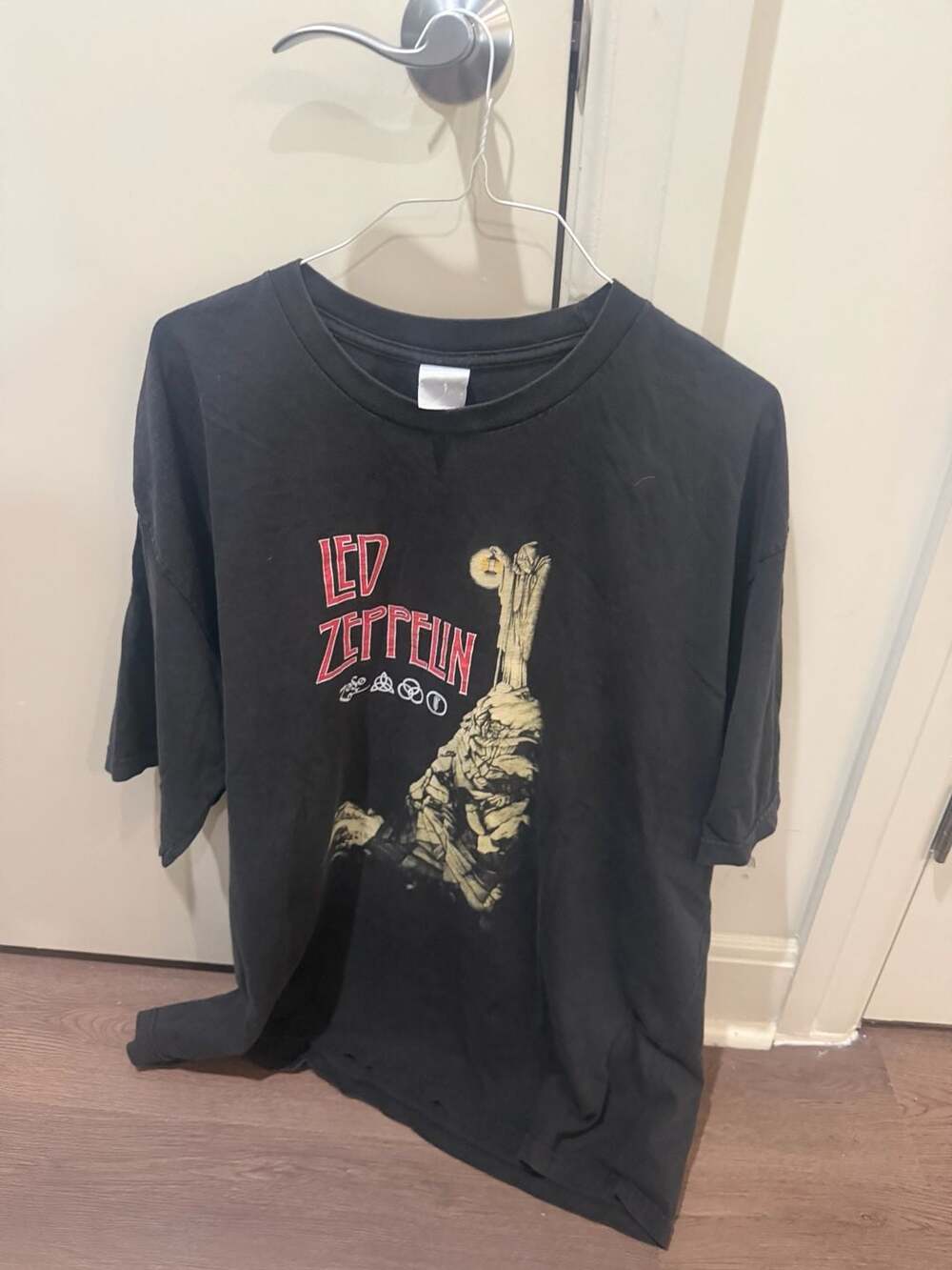 Vintage Led Zeppelin Hermit Graphic Black T-Shirt